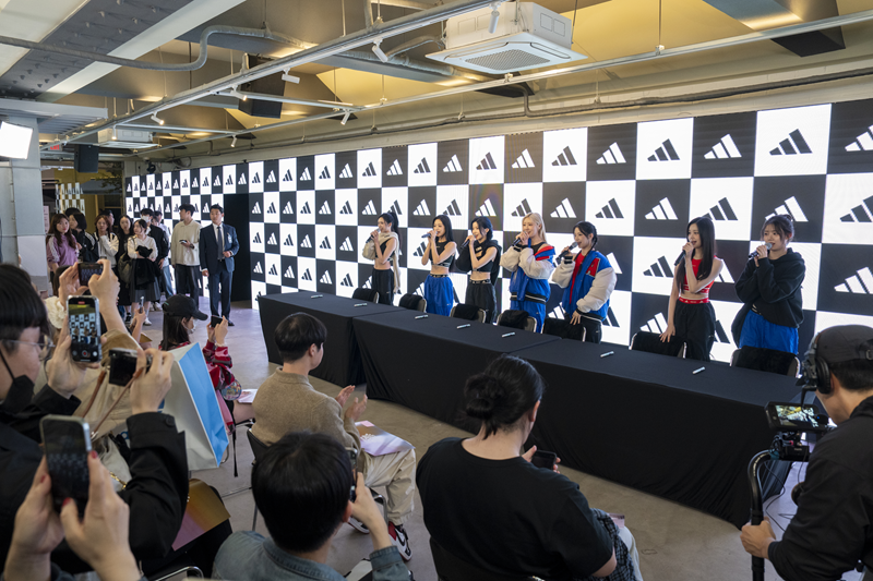 연휴내내 성수동 장악 '아디다스 그라운드 성수' 화제 2225-Image